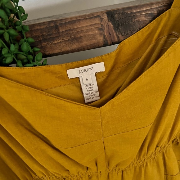 J CREW MUSTARD TANK TOP WITH BOTTOM EMBROIDERY - Picture 2 of 7